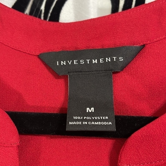 Investments Long Sleeve Red Top size M - Picture 2 of 7